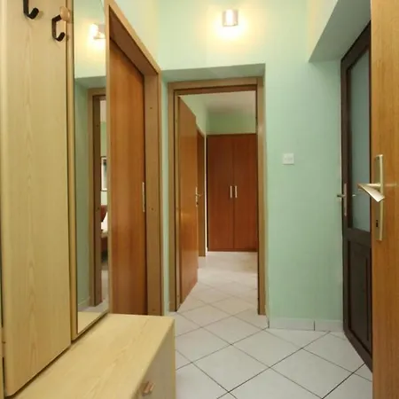 With A Parking Space Apartman *