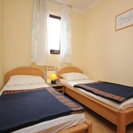 With A Parking Space Appartement *