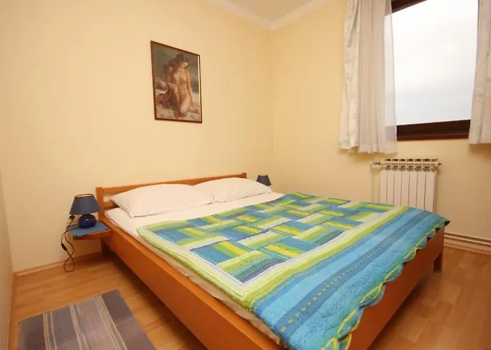 With A Parking Space Appartement *
