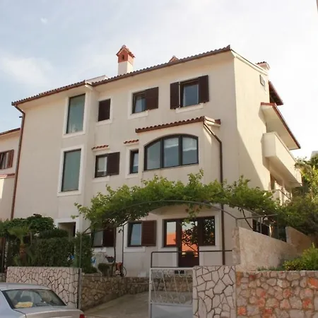 Apartment With A Parking Space Mali Lošinj